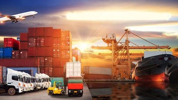 Những yếu tố nào ảnh hưởng đến doanh thu trong kinh doanh logistics?
