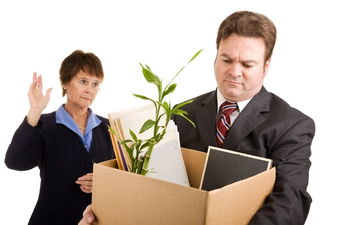 Bị sa thải bằng miệng, làm gì để đòi lại quyền lợi?
