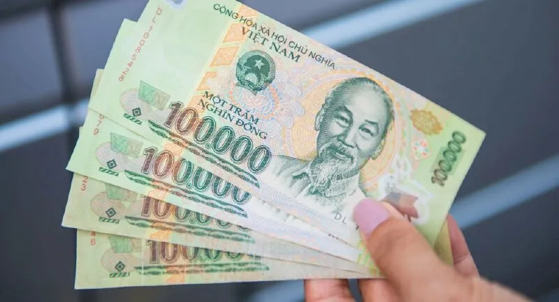 Tightened requirements for copying and taking photos of Vietnam’s currency